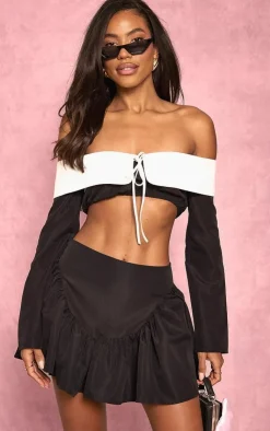PrettyLittleThing Woven Contrast Fold Over Collar Top Black
