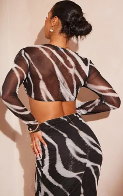 PrettyLittleThing Black Zebra Printed Mesh Long Sleeve Bralet Monochrome
