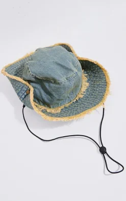 PrettyLittleThing Hats*Frayed Denim Toggle Bucket Hat