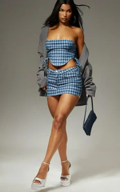Best PrettyLittleThing Houndstooth Print Raw Hem Denim Micro Mini Skirt Blue