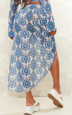 Hot PrettyLittleThing Paisley Print Split Front Midaxi Skirt Blue