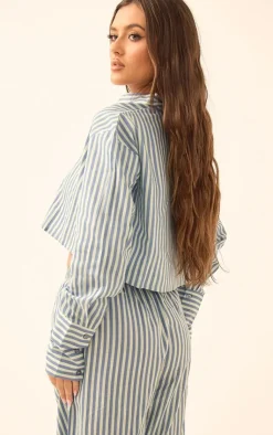 PrettyLittleThing Shirts*Pinstripe Woven Cropped Shirt