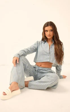 PrettyLittleThing Shirts*Pinstripe Woven Cropped Shirt