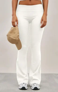 PrettyLittleThing Yoga Pants*Bone Sculpt Flare Yoga Pants