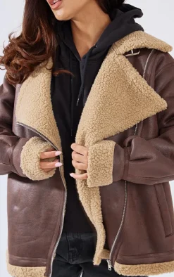 PrettyLittleThing Aviator Jackets*Borg Lined Oversized Buckle Collar Aviator Jacket