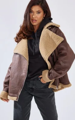 PrettyLittleThing Aviator Jackets*Borg Lined Oversized Buckle Collar Aviator Jacket