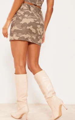 New PrettyLittleThing Camo Buckle Detail Denim Mini Skirt Brown