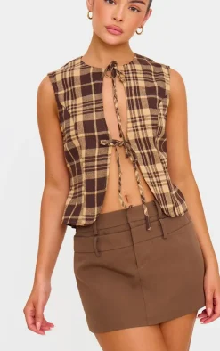 PrettyLittleThing Sleeveless Tops*Check Print Tie Front Vest