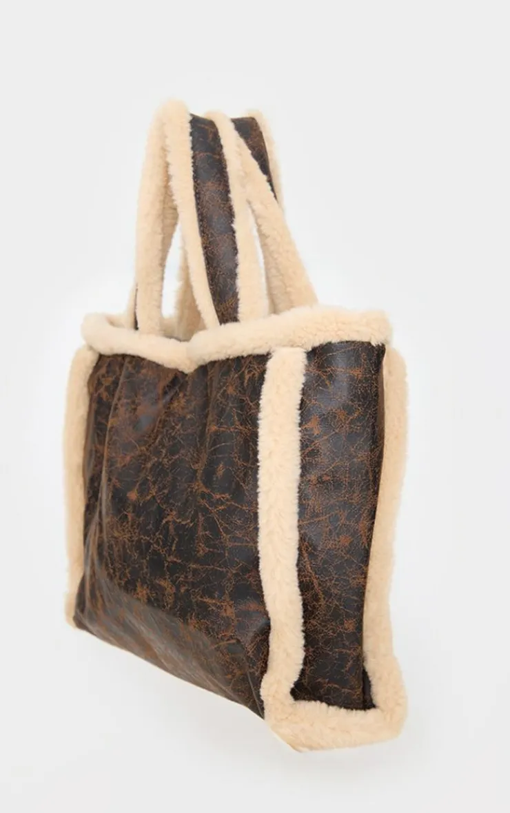 PrettyLittleThing Shoppers*Faux Leather Vintage Look Borg Tote Bag