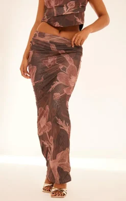 Sale PrettyLittleThing Floral Printed Ruched Maxi Skirt Brown