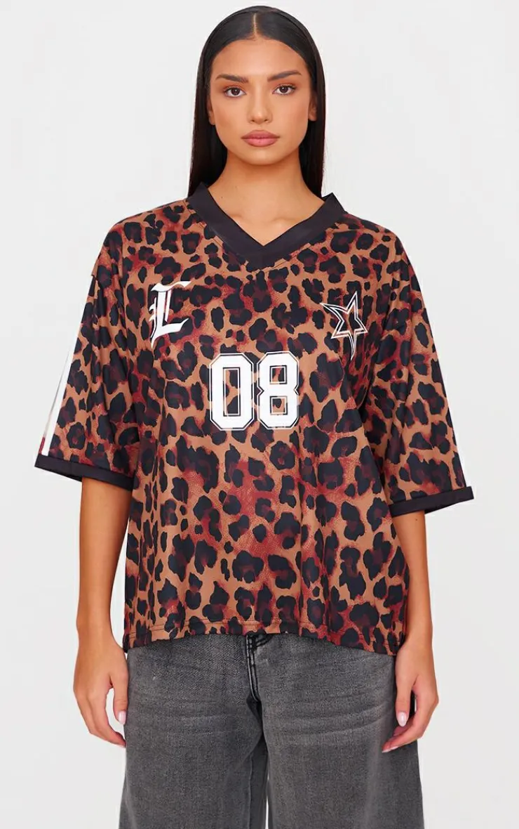 PrettyLittleThing T-Shirts*Leopard Print Football Jersey