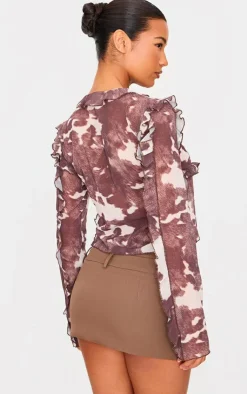 PrettyLittleThing Blouses*Printed Chiffon Ruffle Fitted Tie Front Blouse