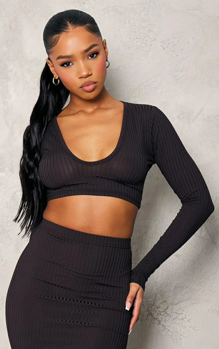 Sale PrettyLittleThing Ribbed V Neck Long Sleeve Crop Top Brown
