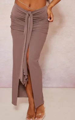 Discount PrettyLittleThing Soft Touch Ruched Knot Detail Split Leg Midaxi Skirt Brown