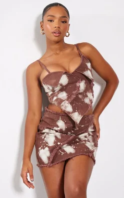 Online PrettyLittleThing Splatter Fray Asymmetric Hem Denim Crop Top Brown