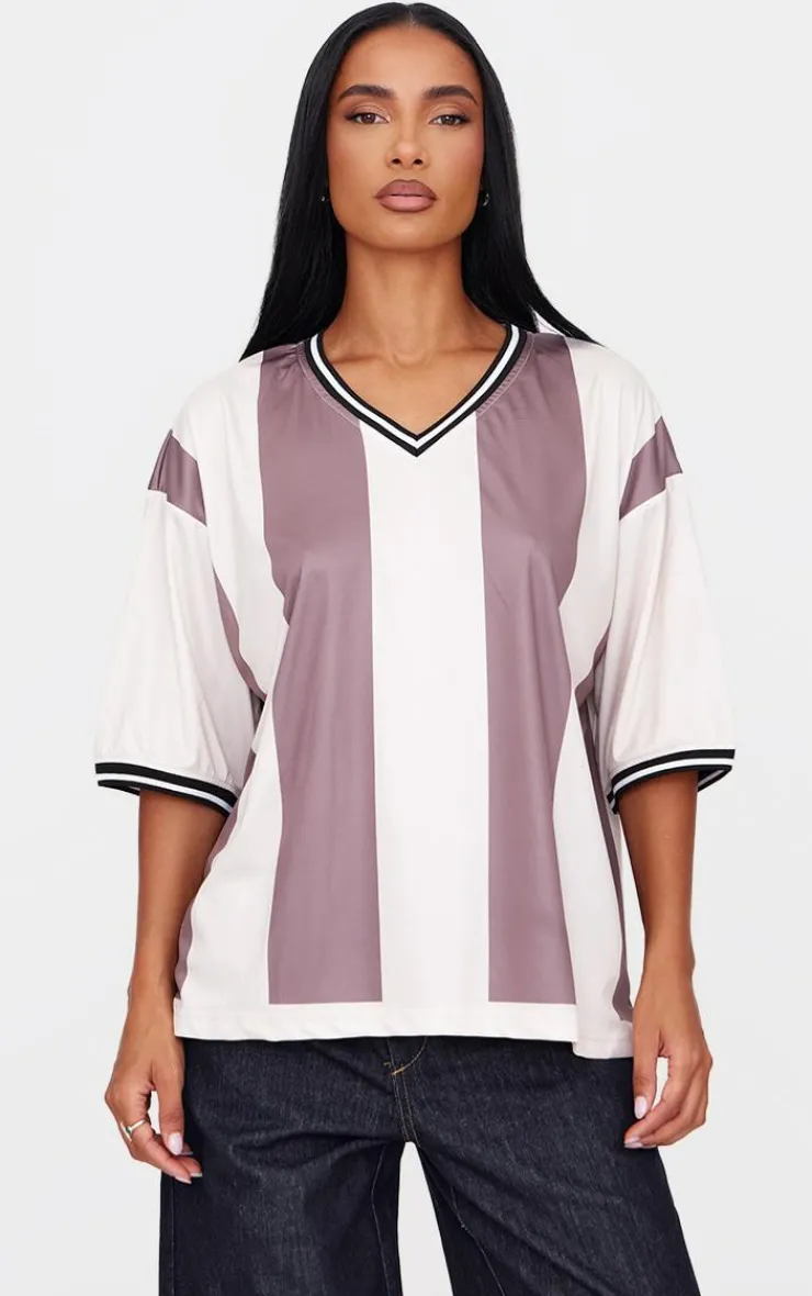 PrettyLittleThing T-Shirts*Striped V Neck Oversized Football T Shirt