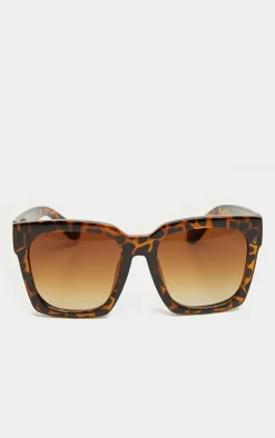 PrettyLittleThing Oversized Sunglasses*Tortoise Oversized Square Sunglasses
