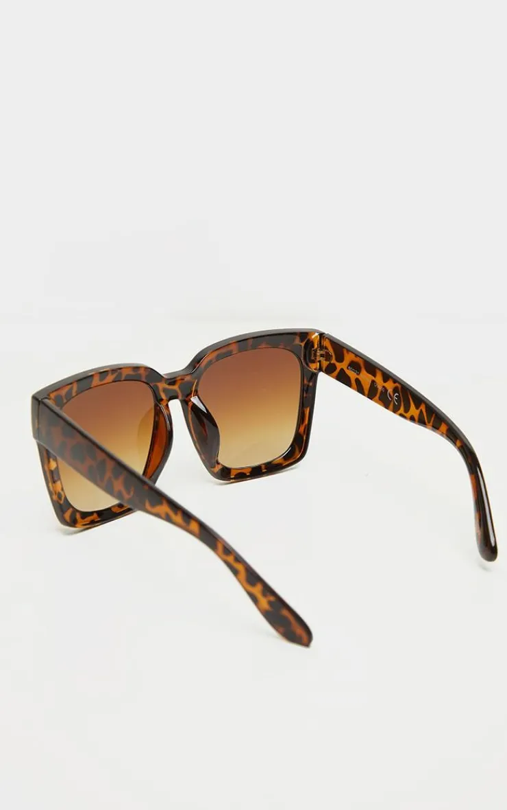 PrettyLittleThing Oversized Sunglasses*Tortoise Oversized Square Sunglasses