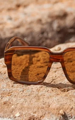 PrettyLittleThing Square Sunglasses*Tortoiseshell Square Frame Sunglasses