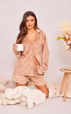 PrettyLittleThing Christmas Shop*Velour Button Up Pajama Shirt