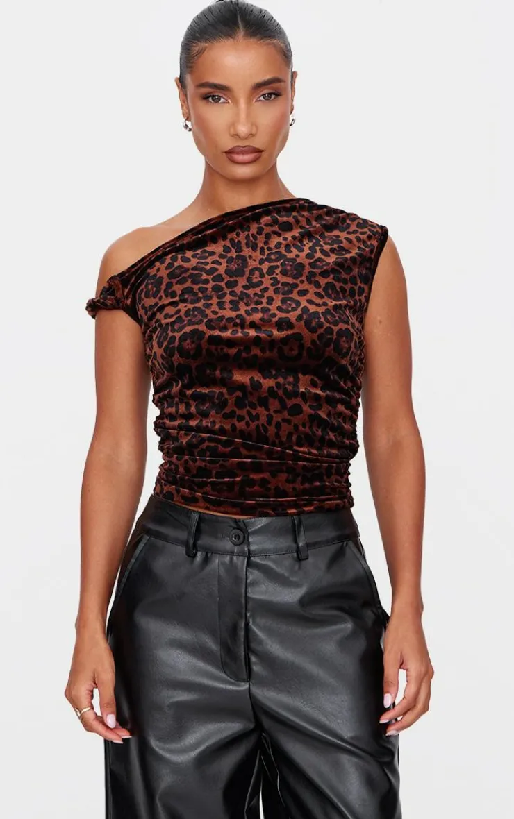 PrettyLittleThing Thanksgiving Outfits*Velvet Leopard Printed Asymmetric Shoulder Detail Long Top