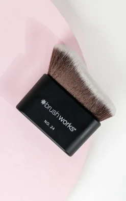 PrettyLittleThing Makeup Brushes & Tools*Brushworks No. 24 Blending Face & Body Brush