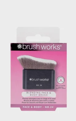 PrettyLittleThing Makeup Brushes & Tools*Brushworks No. 24 Blending Face & Body Brush