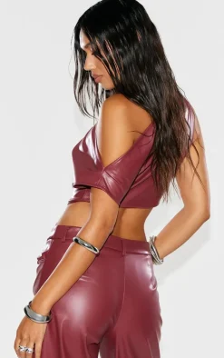 Outlet PrettyLittleThing Faux Leather Ruched One Shoulder Asymmetric Crop Top Burgundy