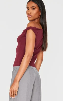 PrettyLittleThing Knitted Tops*Fine Knit Twist Neck Vest Top
