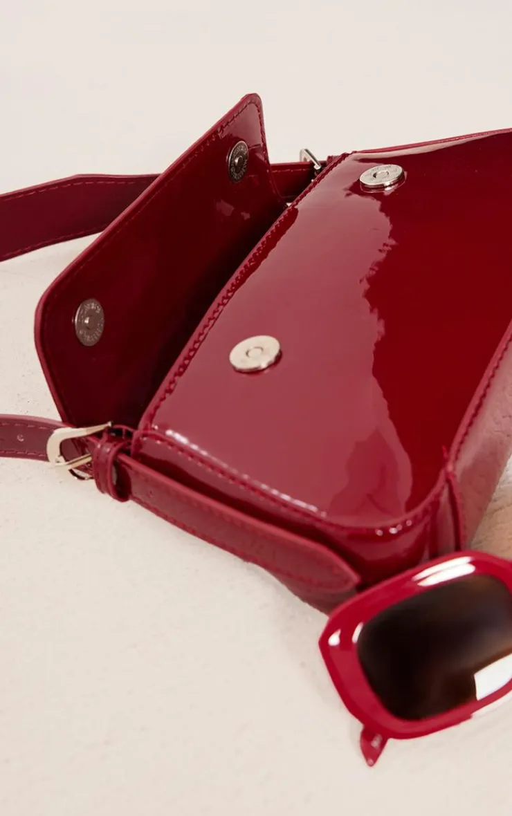 PrettyLittleThing Shoulder Bags*Patent Trapeze Shoulder Bag