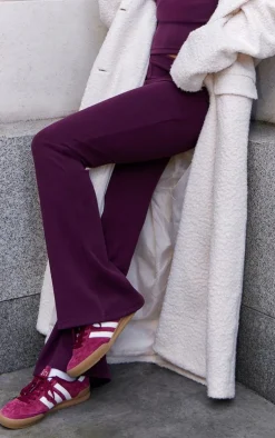 Clearance PrettyLittleThing Premium Soft Touch Skinny Flare Pants Burgundy