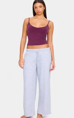 PrettyLittleThing Camisole*Premium Soft Touch V Neck Strappy Cami