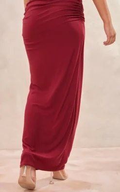 Online PrettyLittleThing Soft Touch Ruched Back Maxi Skirt Burgundy