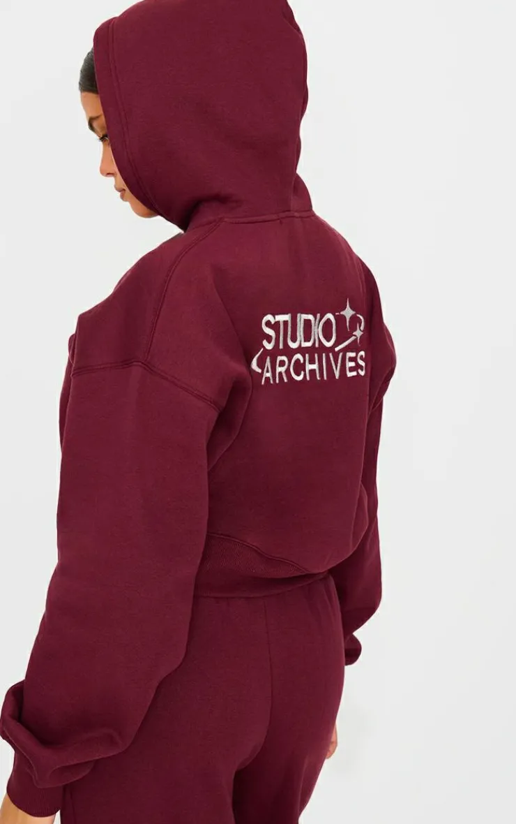 Discount PrettyLittleThing Studio Archives Embroidered Zip Up Jacket Burgundy