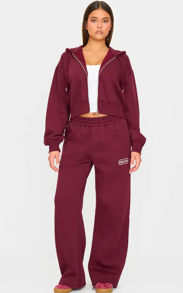 Discount PrettyLittleThing Studio Archives Embroidered Zip Up Jacket Burgundy
