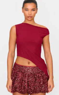 PrettyLittleThing Christmas Party Outfits*Velvet Mixed Sequin Mini Puffball Skirt