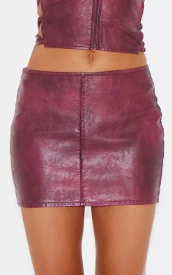 Hot PrettyLittleThing Washed Faux Leather Seam Detail Low Rise Micro Mini Skirt Burgundy