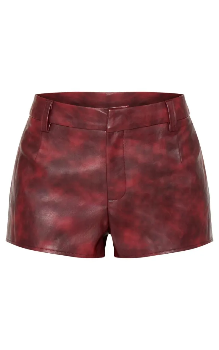 PrettyLittleThing Washed Faux Leather Hot Pants Burgundy