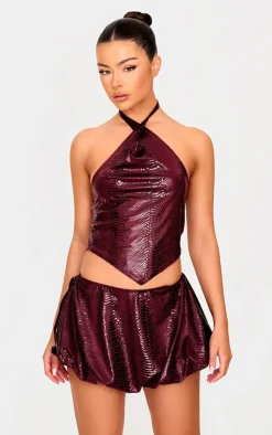 Online PrettyLittleThing Wet Look Croc Print Mini Skirt Burgundy