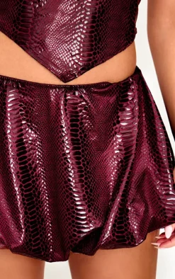 Online PrettyLittleThing Wet Look Croc Print Mini Skirt Burgundy