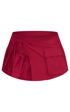 New PrettyLittleThing Woven Frill Cargo Detail Skort Burgundy