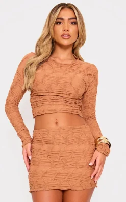 Discount PrettyLittleThing Textured Long Sleeve Crop Top Camel