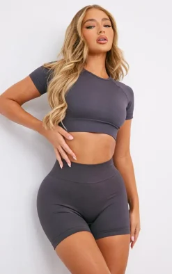 PrettyLittleThing Workout Tops*Basic Seamless Cropped T-shirt