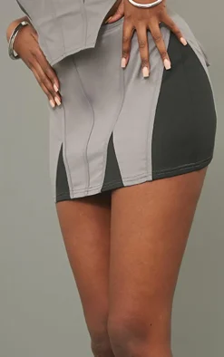 PrettyLittleThing Cargo Contrast Panel Micro Mini Skirt Charcoal