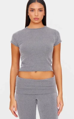 Clearance PrettyLittleThing Two Tone Crinkle Rib T-shirt Charcoal Grey