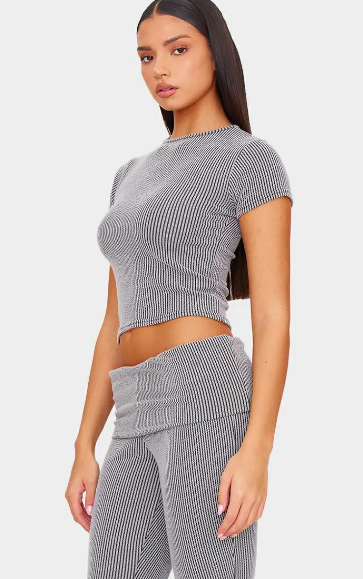 Clearance PrettyLittleThing Two Tone Crinkle Rib T-shirt Charcoal Grey