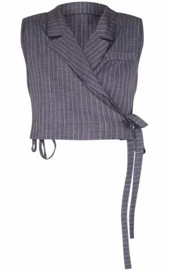 PrettyLittleThing Sleeveless Tops*Pinstripe Tie Boxy Vest