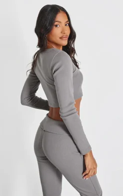 Online PrettyLittleThing Rib Scoop Neck Long Sleeve Crop Top Charcoal
