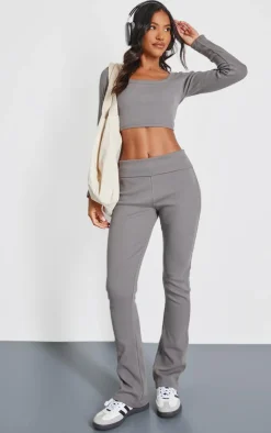 Online PrettyLittleThing Rib Scoop Neck Long Sleeve Crop Top Charcoal
