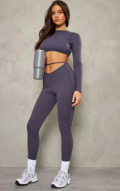 PrettyLittleThing Workout Tops*Sculpt Seam Detail Gym Top